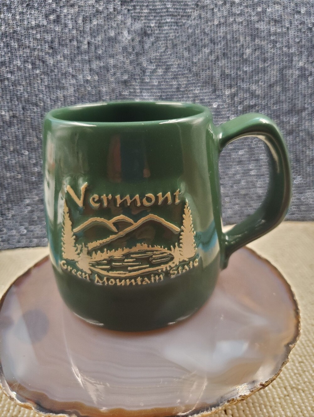Vermont Green Mountain State Onion River Pottery Souvenir Mug (C18)